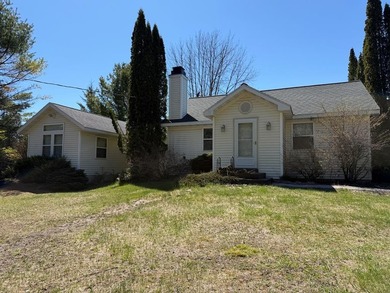 Beach Home For Sale in Ellison Bay, Wisconsin