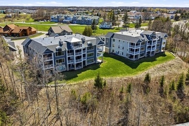 Beach Condo For Sale in Sister Bay, Wisconsin