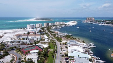 Beach Condo For Sale in Destin, Florida