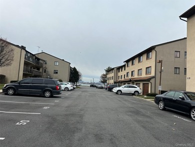 Beach Condo For Sale in College Point, New York