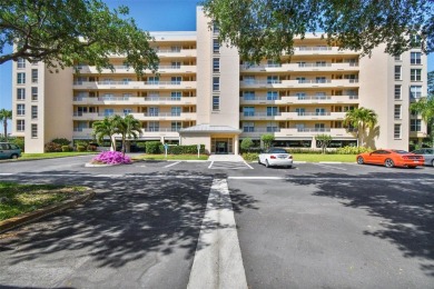 Beach Condo For Sale in Bradenton, Florida