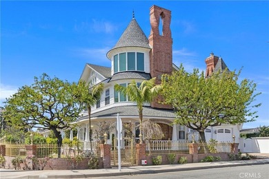 Beach Home For Sale in Costa Mesa, California