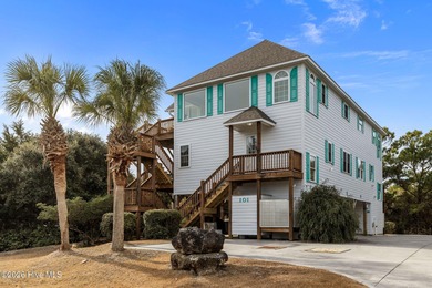Beach Townhome/Townhouse For Sale in Emerald Isle, North Carolina