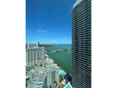 Beach Condo For Sale in Miami, Florida