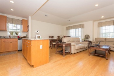 Beach Condo Sale Pending in College Point, New York