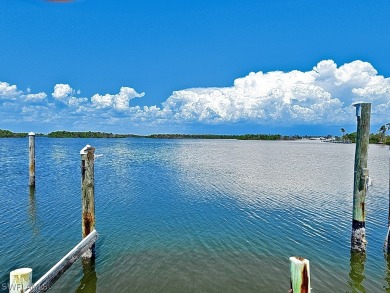 Beach Lot For Sale in Fort Myers Beach, Florida