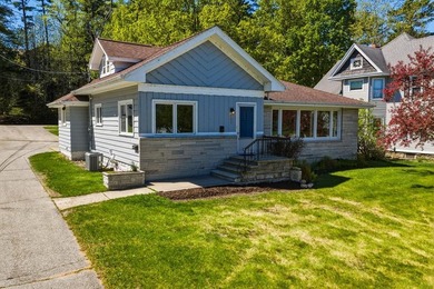 Beach Home For Sale in Sturgeon Bay, Wisconsin