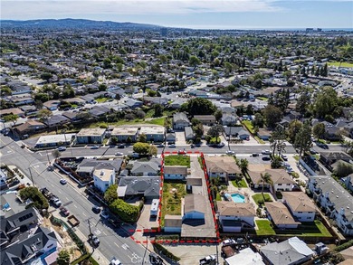 Beach Home Sale Pending in Costa Mesa, California