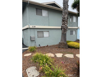 Beach Townhome/Townhouse For Sale in Pismo Beach, California