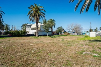 Beach Lot For Sale in Aransas Pass, Texas