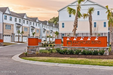 Beach Townhome/Townhouse Active Under Contract in Wilmington, North Carolina
