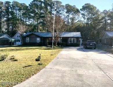 Beach Home For Sale in Wilmington, North Carolina