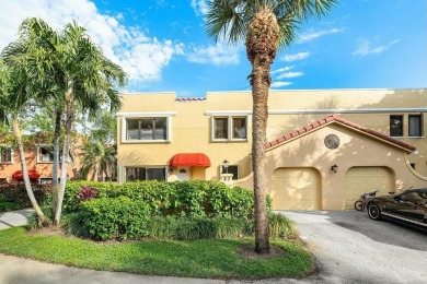 Beach Townhome/Townhouse For Sale in Juno Beach, Florida