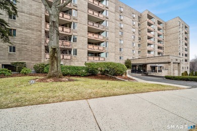Beach Condo For Sale in Stamford, Connecticut