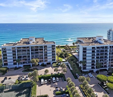 Beach Condo For Sale in Palm Beach, Florida