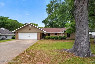 Beach Home For Sale in Diamondhead, Mississippi
