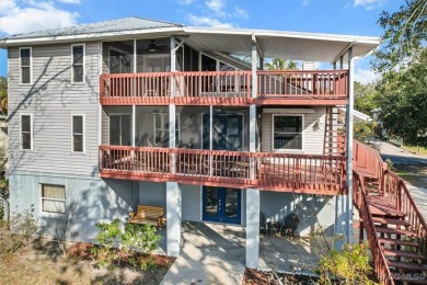Beach Home Sale Pending in Homosassa, Florida