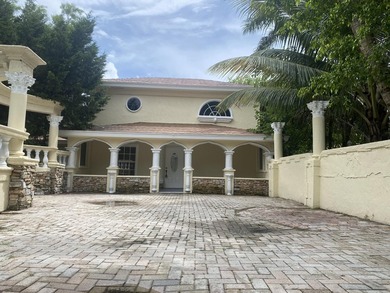 Beach Home Active Under Contract in West Palm Beach, Florida