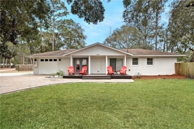 Beach Home For Sale in Saint Simons, Georgia