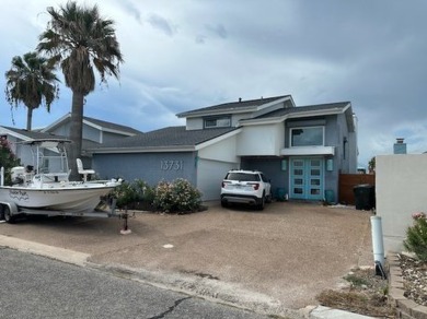 Beach Home For Sale in Corpus Christi, Texas