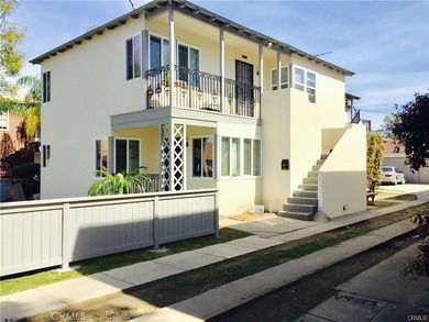 Beach Townhome/Townhouse Sale Pending in Long Beach, California