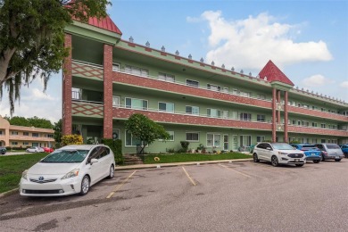 Beach Condo For Sale in Clearwater, Florida