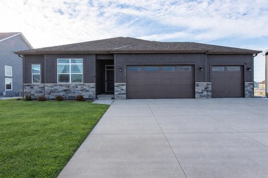 Beach Home For Sale in Pleasant Prairie, Wisconsin