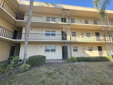 Beach Condo For Sale in Largo, Florida