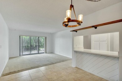 Beach Condo For Sale in West Palm Beach, Florida