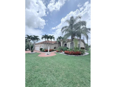 Beach Home For Sale in Naples, Florida