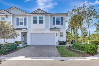 Beach Townhome/Townhouse For Sale in Stuart, Florida