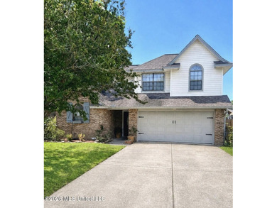 Beach Home Sale Pending in Gulfport, Mississippi