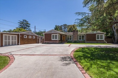 Beach Home For Sale in Redwood City, California