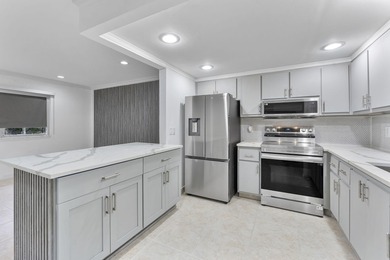 Beach Condo For Sale in Delray Beach, Florida