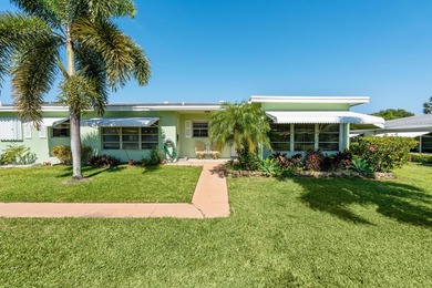Beach Home For Sale in Boynton Beach, Florida