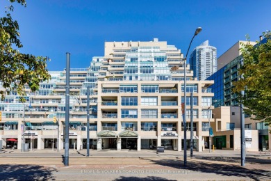 Condo For Sale in Toronto image photo picture