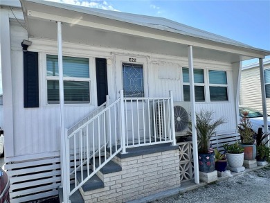 Beach Home For Sale in Longboat Key, Florida