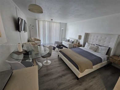 Beach Condo For Sale in Sunny Isles Beach, Florida