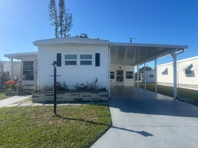 Beach Home For Sale in Nokomis, Florida