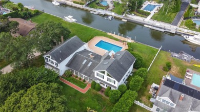 Beach Home For Sale in Hampton Bays, New York