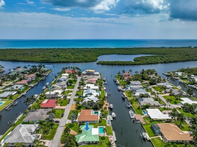 Beach Home For Sale in Hobe Sound, Florida