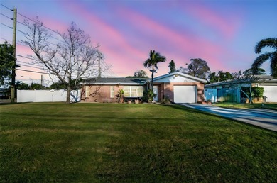 Beach Home Sale Pending in St. Petersburg, Florida