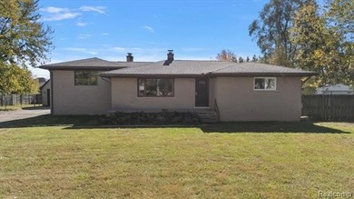 Beach Home For Sale in Shelby, Michigan