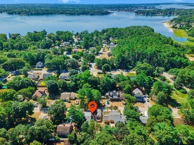 Beach Home For Sale in Plymouth, Massachusetts