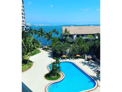 Beach Condo For Sale in Miami, Florida