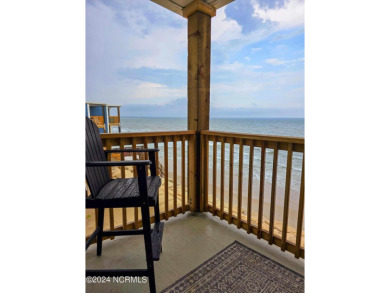 Beach Condo For Sale in North Topsail Beach, North Carolina