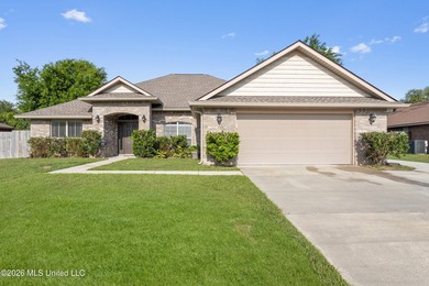 Beach Home For Sale in Ocean Springs, Mississippi