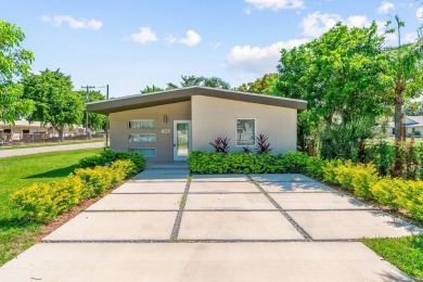 Beach Home For Sale in Delray Beach, Florida