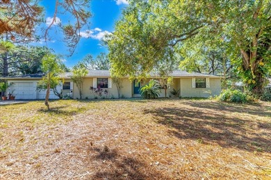 Beach Home Sale Pending in Tampa, Florida