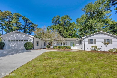 Beach Home Active Under Contract in Wilmington, North Carolina